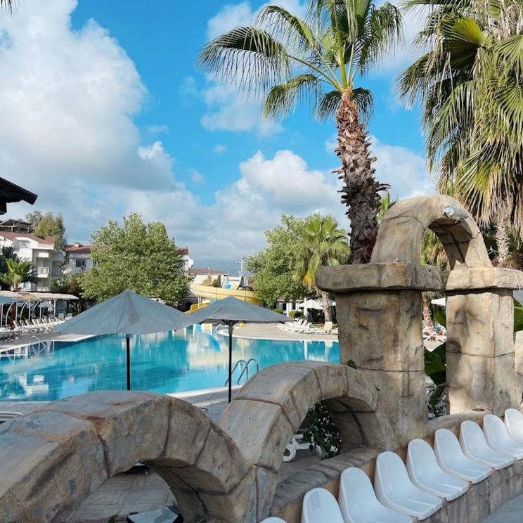 Кемпинги, Отели 5*, Бунгало, Палатки