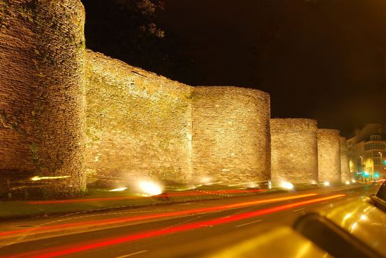 Римские стены города Луго
