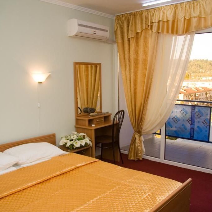 Отели 3*, Хостелы