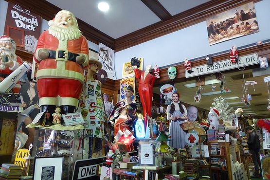 Магазин Reed Books и Музей приятных воспоминаний