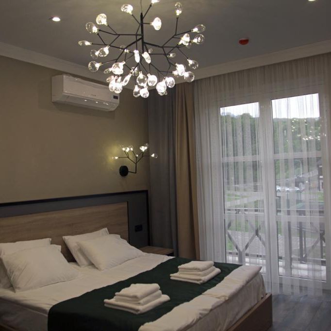 Отели 3*, Отели 4*, Палатки