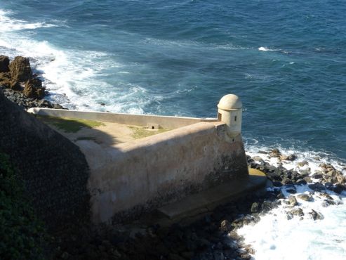 Вид на Гарита-дель-Дьябло из форта Сан-Кристобаль (2015 г)