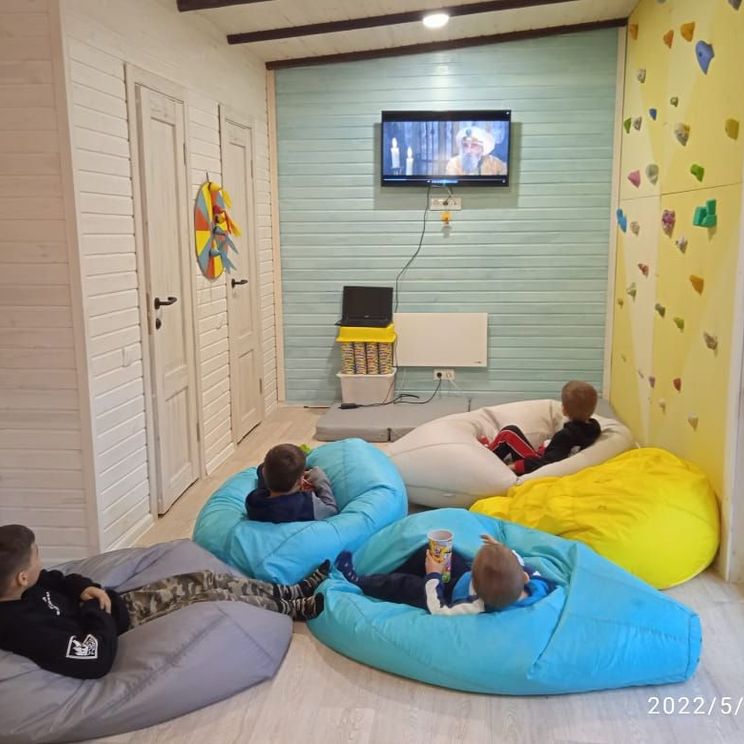 Отели 3*, Бунгало, Коттеджи, Шале