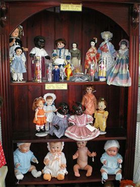 Коллекция "пациентов" Сиднейской Больницы для кукол