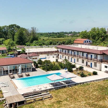 Отели 1-2*, Гостевые домики, Отели 3*, Бунгало