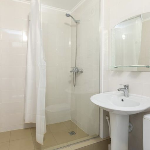 Отели 1-2*, Гостевые домики, Отели 3*, Бунгало