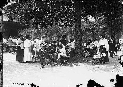 Томпкинс-сквер-парк, около 1910 г.