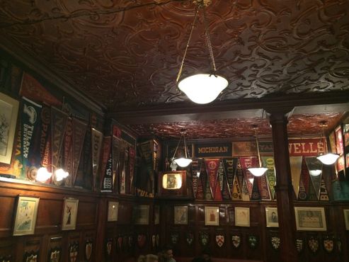 Бар «Хэррис Нью-Йорк»