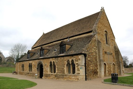 Окемский замок