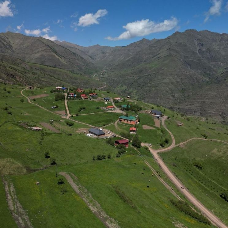 Отели 1-2*, Гостевые домики, Отели 3*, Коттеджи