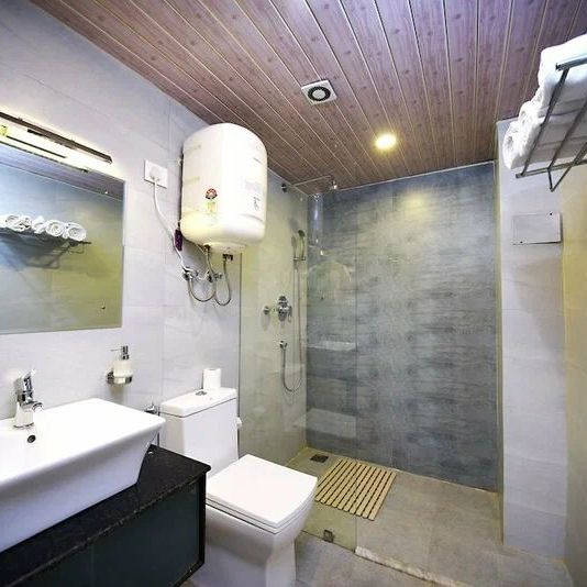 Отели 3*, Лоджи, Палатки