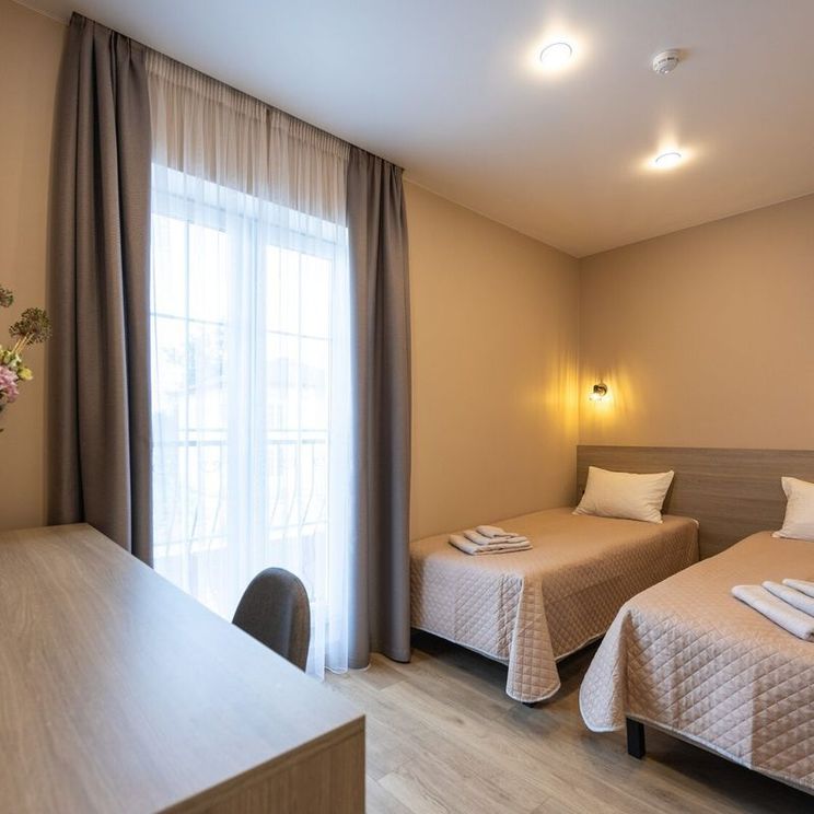 Гостиницы 4*