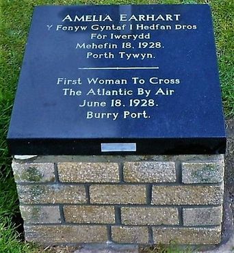 Памятник в Барри-Порт