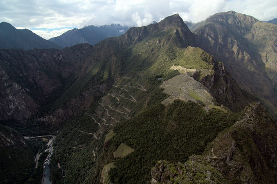 Вид на Мачу-Пикчу с Уайна-Пикчу