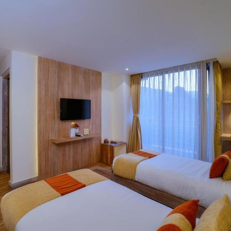 Отели 4*, Отели 5*