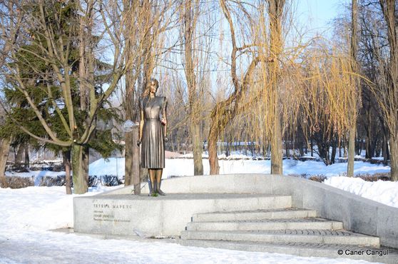 Памятник Татьяне Маркус