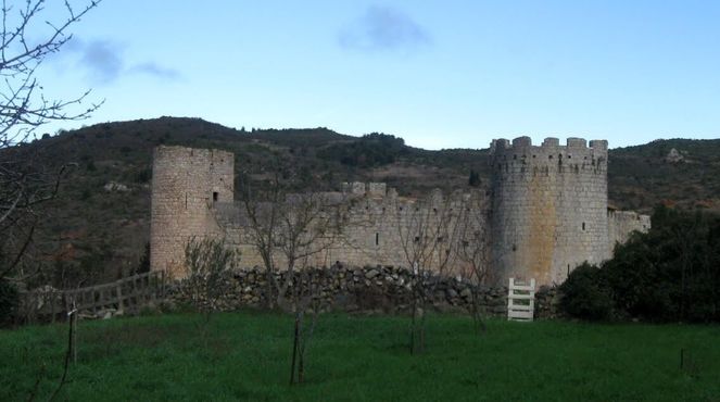 Замок в Вильруж-Терменес
