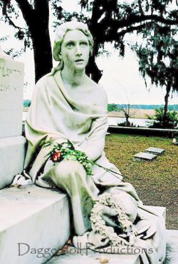 Скульптура Коринн со зрачками (2007 г.)