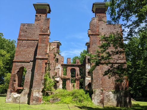 Руины плантации Розуэлл