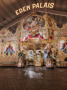 Вход на карусель