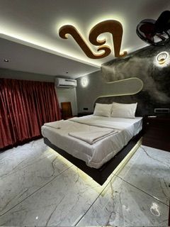 Отели 3*, Отели 4*, Виллы, Яхты