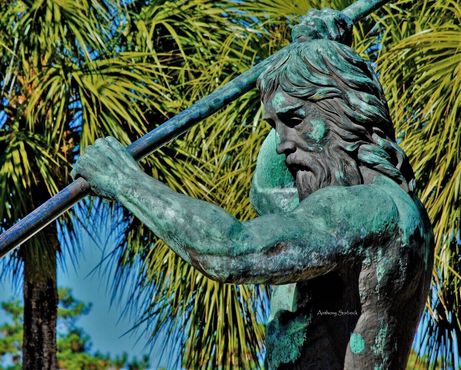 Солнечные часы «Царь Нептун»