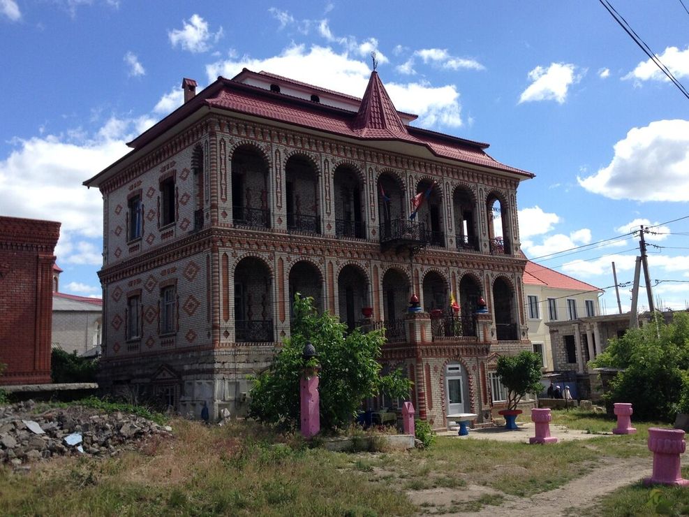 Молдавия город сороки фото цыганских домов