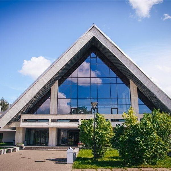 Отели 4*