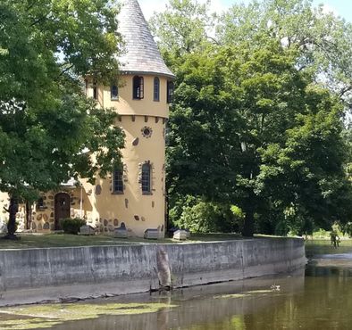 Замок Кервуд и река Шайавосси
