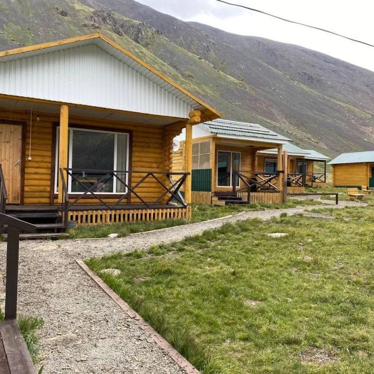 Гостиницы 4*, Глемпинги, Шале, Юрта