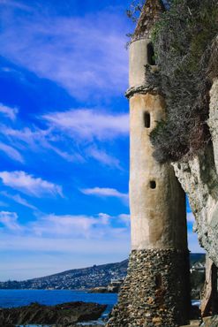 Пиратская башня на пляже Виктория