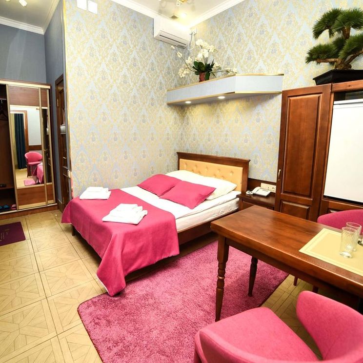 Гостиницы 3*