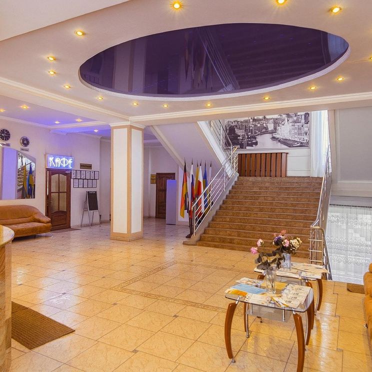 Отели 1-2*, Отели 3*