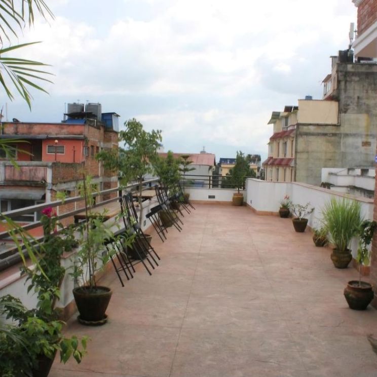 Отели 1-2*, Отели 3*