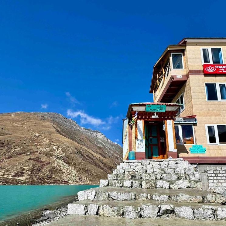 Отели 1-2*, Гостевые домики, Отели 3*, Лоджи