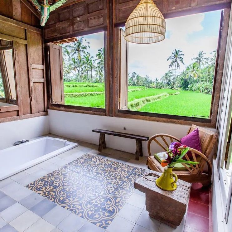 Гостиницы 4*, Вилла