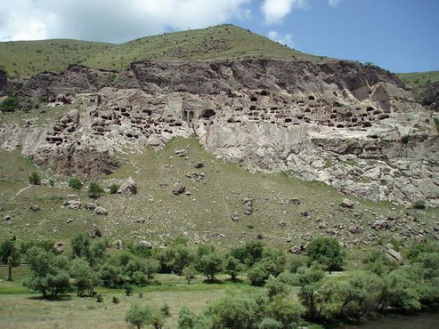 Пещерный монастырский комплекс Вардзиа