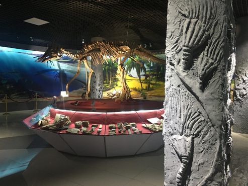 Центральный музей монгольских динозавров