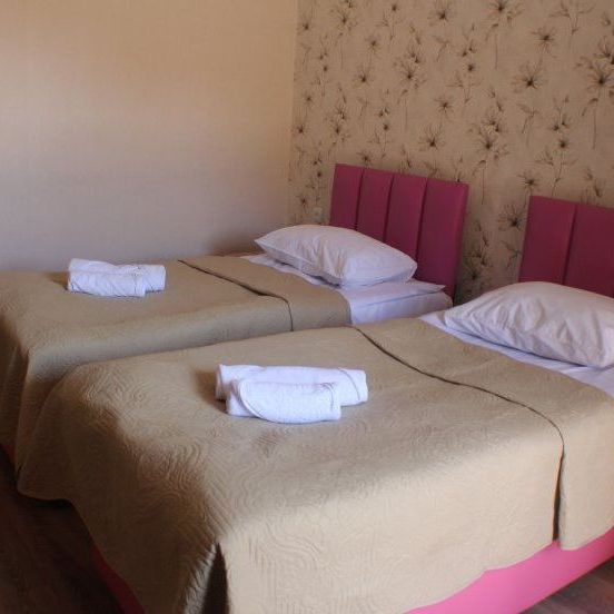 Отели 3*, Апартаменты, Коттеджи