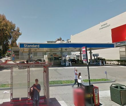 Заправочная станция Standard в Сан-Франциско