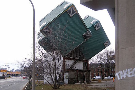 Кубический дом в Торонто
