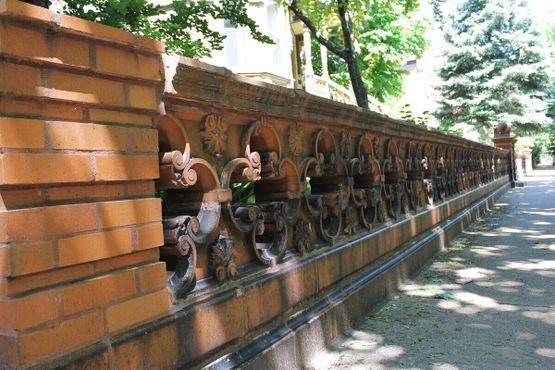 Терракотовая улица