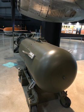 Атомная бомба "Малыш" с другого ракурса