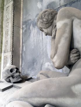Кладбище Стальено - Детали могилы