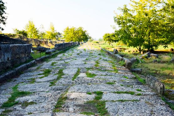 Древняя македонская дорога в Дионе