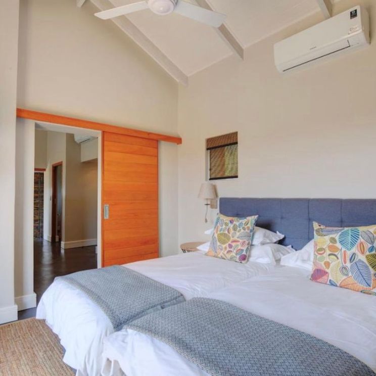 Отели 4*, Апартаменты, Виллы, Лоджи