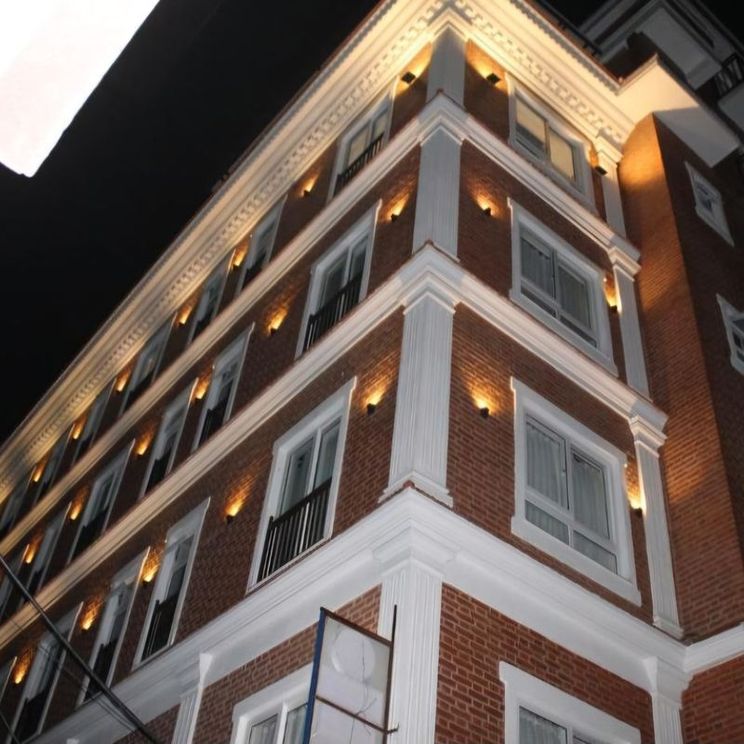 Отели 1-2*, Отели 3*