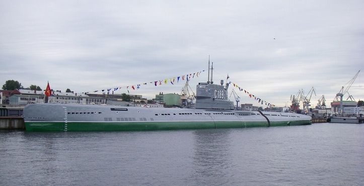 Подводная лодка подобного класса стоит в Санкт-Петербурге