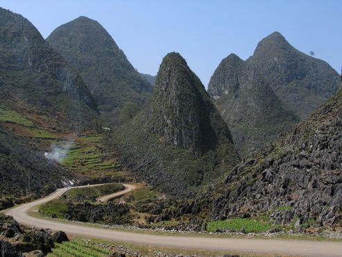 Перевал Мапиленг между плато Донгван и районом Меовак