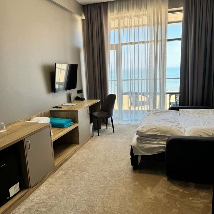 Отели 3*, Отели 4*, Глэмпинги, Коттеджи, Шале